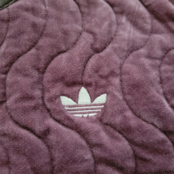 90's Vintage Adidas velvet jacket size small - Picture 2 of 14